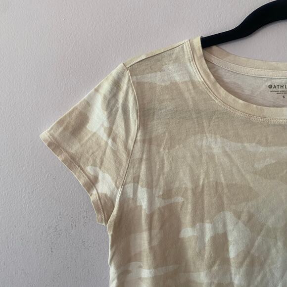 Athleta Women's size Small Cream Tan Camo Short Sleeve Tee T-Shirt Gorpcore - Picture 4 of 9